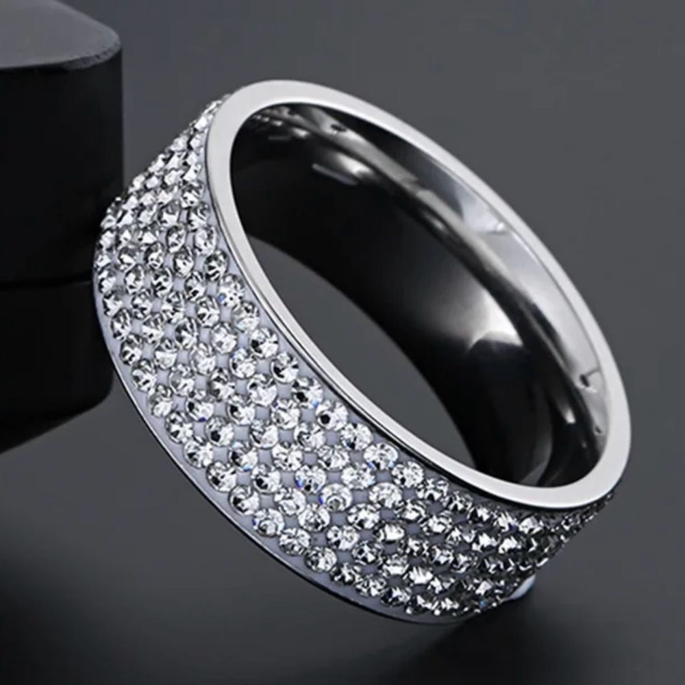 5-Row Clear Cubic Zirconia Ring – NWT